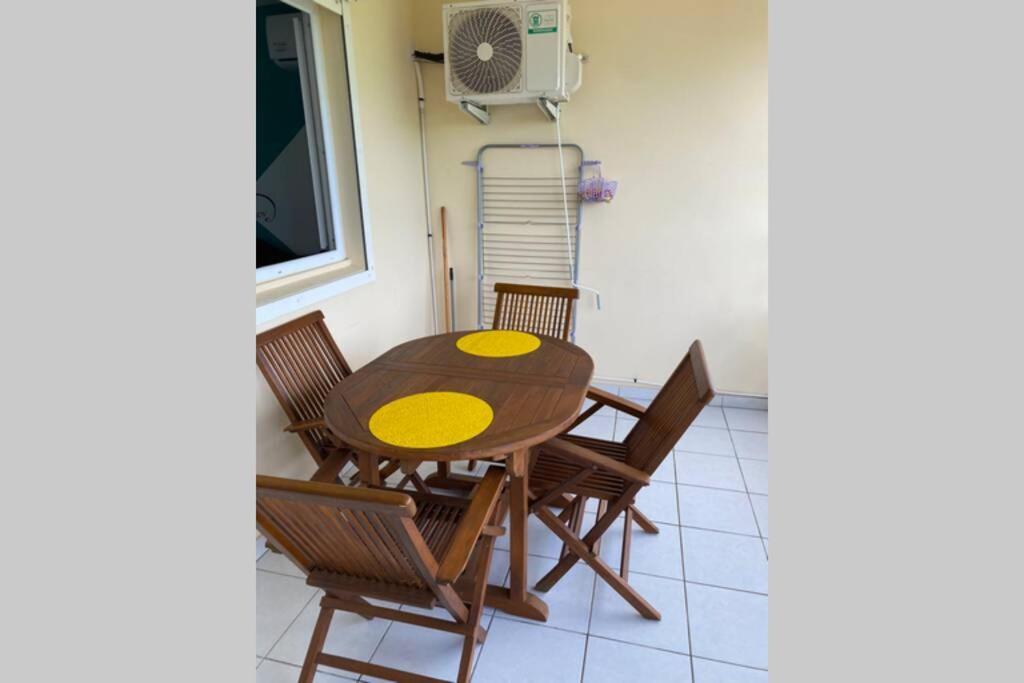 L' Aure Appartement Le Lamentin Buitenkant foto