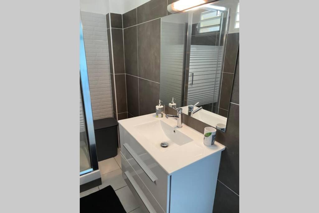 L' Aure Appartement Le Lamentin Buitenkant foto